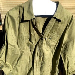 Woman’s blouse.  Cotton spandex